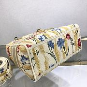 DIOR | Medium Lady D-Lite Bag Beige Multicolor Hibiscus - M0565 - 24x20x11cm - 4