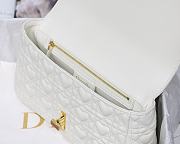 DIOR | Medium Dioramour Caro White Bag - M9242 - 25.5 cm x 15.5 cm x 8 cm - 2