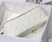 DIOR | Medium Dioramour Caro White Bag - M9242 - 25.5 cm x 15.5 cm x 8 cm - 3