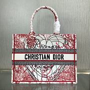 DIOR | Book Tote Red and White D-Royaume - M1296 - 36.5 x 28 x 17.5cm - 1