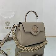 VERSACE | La Medusa Medium Beige Handbag - DBFI039 - 25 x 15 x 22 cm - 5