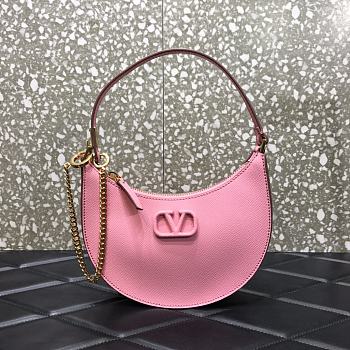 Valentino | Garavani Vsling Plaque Hobo Pink bag - 20 x 5 x 12cm
