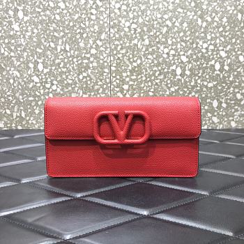 Valentino | Red Vlogo Signature Grainy Calfskin Wallet - UW2P0 - 20 x 5.5 x 10 cm