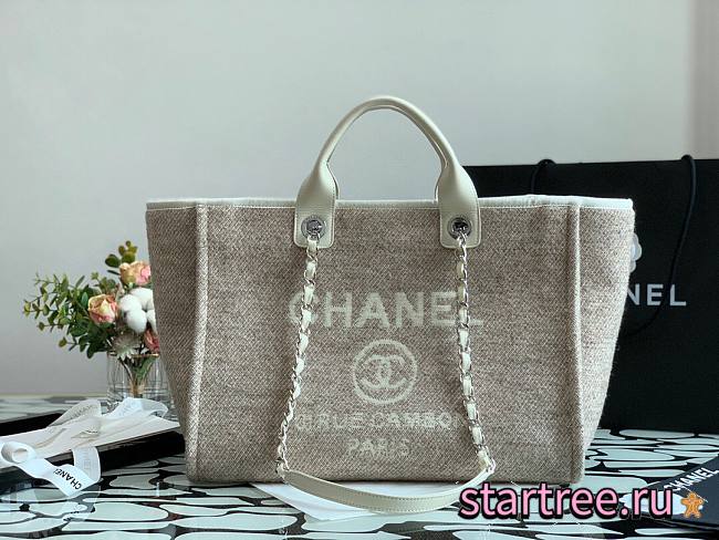 CHANEL | Large Beige Shopping Bag - 38cm - 1