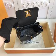 Louis Vuitton | Lock Me Backpack Mini Black Golden - 16 x 19.4 x 10 cm - 3