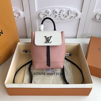 Louis Vuitton | Lock Me Backpack Mini White/Pink - 16 x 19.4 x 10 cm