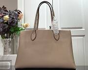 Louis Vuitton | Lockme shopper Apricot - M57346 - 42 x 28 x 15 cm - 6