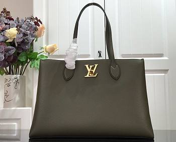 Louis Vuitton | Lockme shopper Green - M57345 - 42 x 28 x 15 cm