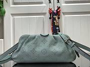 Louis Vuitton | Scala mini Vert Lagon Green pouch - M80094 - 23 x 12.5 x 5 cm  - 1