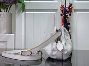 Louis Vuitton | Scala mini White pouch - 23 x 12.5 x 5 cm  - 4