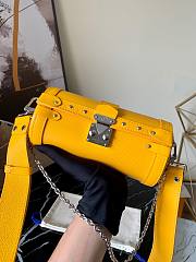 Louis Vuitton | Papillon Trunk Yellow handbag - M58655 - 20 x 10 x 10 cm - 5