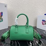 PRADA | Green Saffiano top-handle bag - 1BB846 - 20 x 11 x 11.5 cm - 5