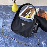 Prada | Re-edition 1995 Black Nylon Bag - 1BC114 - 18 x 25 x 8.5 cm  - 1