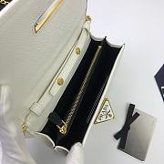 PRADA | White Saffiano shoulder bag - 1BP006 - 18 x 11.5 x 3 cm - 2