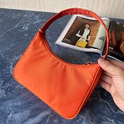 Prada | Re-Edition 2000 Nylon Mini Orange Bag- 1NE515 - 23x13x5cm - 2