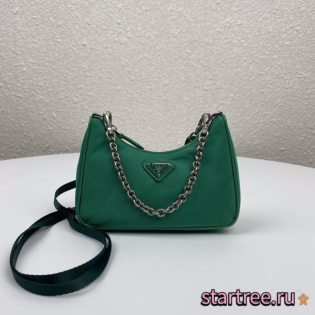 Prada | Re-Edition nylon mini green bag - 1TT122 - 15 x 11 x 4 cm  - 1