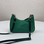 Prada | Re-Edition nylon mini green bag - 1TT122 - 15 x 11 x 4 cm  - 5