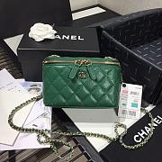 CHANEL | Cosmetic Green Bag - AS1341 - 16 × 8 × 10cm - 4