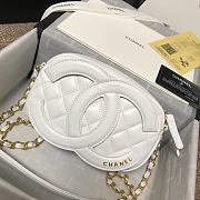 Chanel | CC Timeless Camera White Bag - AS1757 - 13 x 20 x 5 cm - 3