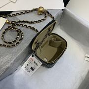 Chanel | Classic Black Box With Chain - AP1447 - 10.5 x 8.5 x 7 cm - 4