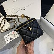 Chanel | Classic Black Box With Chain - AP1447 - 10.5 x 8.5 x 7 cm - 3