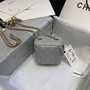 Chanel | Classic Gray Box With Chain - AP1447 - 10.5 x 8.5 x 7 cm - 2