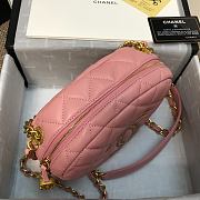 Chanel | Pink Lambskin Studded Logo Camera Case - AS1511 - 13 x 20 x 5 cm - 4