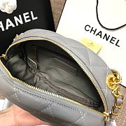 Chanel | Grey Lambskin Studded Logo Camera Case - AS1511 - 13 x 20 x 5 cm - 3