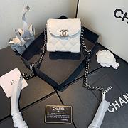 Chanel | Mini Quilted Leather Crossbody White Bag - AS1169 -11x7x11cm - 1