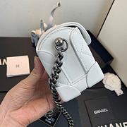 Chanel | Mini Quilted Leather Crossbody White Bag - AS1169 -11x7x11cm - 3