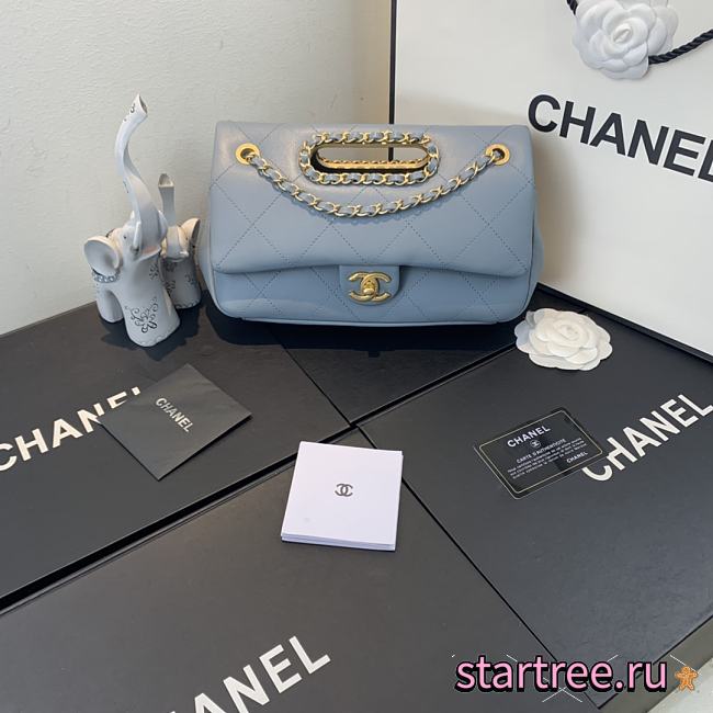 chanel cloud bag