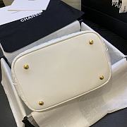 Chanel | State Of The Art White Hobo Bag - AS0845 - 21 x 24 x 14 cm - 6
