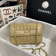 Chanel | 1992 vertical quilt CC shoulder bag - AS1499 - 23 x 14 x 7cm - 1