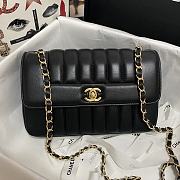 Chanel | 1992 vertical quilt CC Black shoulder bag - AS1499 - 23 x 14 x 7cm - 5
