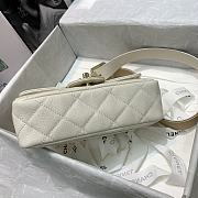 Chanel | White Flap Bag - AS2273 - 20 x 6 x 12 cm - 5