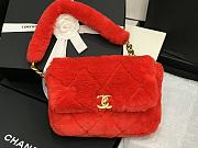 Chanel | Shearling Red Bag - AS2240 - 15.5 x 21.5 x 6.5cm - 6