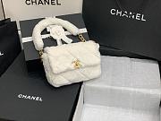 Chanel | Shearling White Bag - AS2240 - 15.5 x 21.5 x 6.5cm - 1