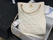 Chanel | White Shopping Bag with Crystal Pearls - AS2213 - 34 x 25 x 5 cm - 5