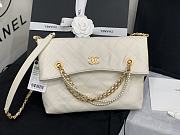 Chanel | White Shopping Bag with Crystal Pearls - AS2213 - 34 x 25 x 5 cm - 4