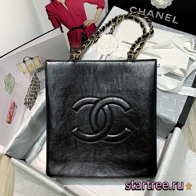 Chanel | Shiny Black Aged Calfskin Shopping Bag - AS1945 - 32 x 30 x 10 cm - 1