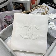 Chanel | Shiny White Aged Calfskin Shopping Bag - AS1945 - 32 x 30 x 10 cm - 3