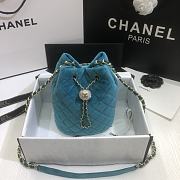 Chanel | Strass Velvet bucket Drawstring Bag Blue - 19 x 13 x 13 cm - 1
