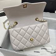 Chanel | Flap Bag Corn Flower - AS2058 - 23 x 15 x 7.5 cm - 2