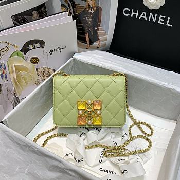 Chanel | Green Calfskin Crystal Pearls Flap Bag - AS2259 - 18 x 12 x 7 cm