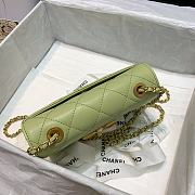 Chanel | Green Calfskin Crystal Pearls Flap Bag - AS2259 - 18 x 12 x 7 cm - 6