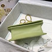 Chanel | Green Calfskin Crystal Pearls Flap Bag - AS2259 - 18 x 12 x 7 cm - 5