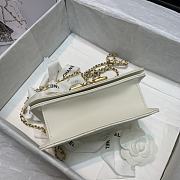 Chanel | White Calfskin Crystal Pearls Flap Bag - AS2259 - 18 x 12 x 7 cm - 6