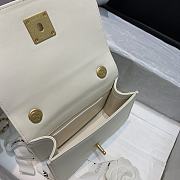Chanel | White Calfskin Crystal Pearls Flap Bag - AS2259 - 18 x 12 x 7 cm - 5