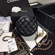 Chanel | Quilted Pearl Crush Round Bag Black - AS1449 - 12 x 12 x 4.5 cm - 1