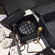 Chanel | Quilted Pearl Crush Round Bag Black - AS1449 - 12 x 12 x 4.5 cm - 5